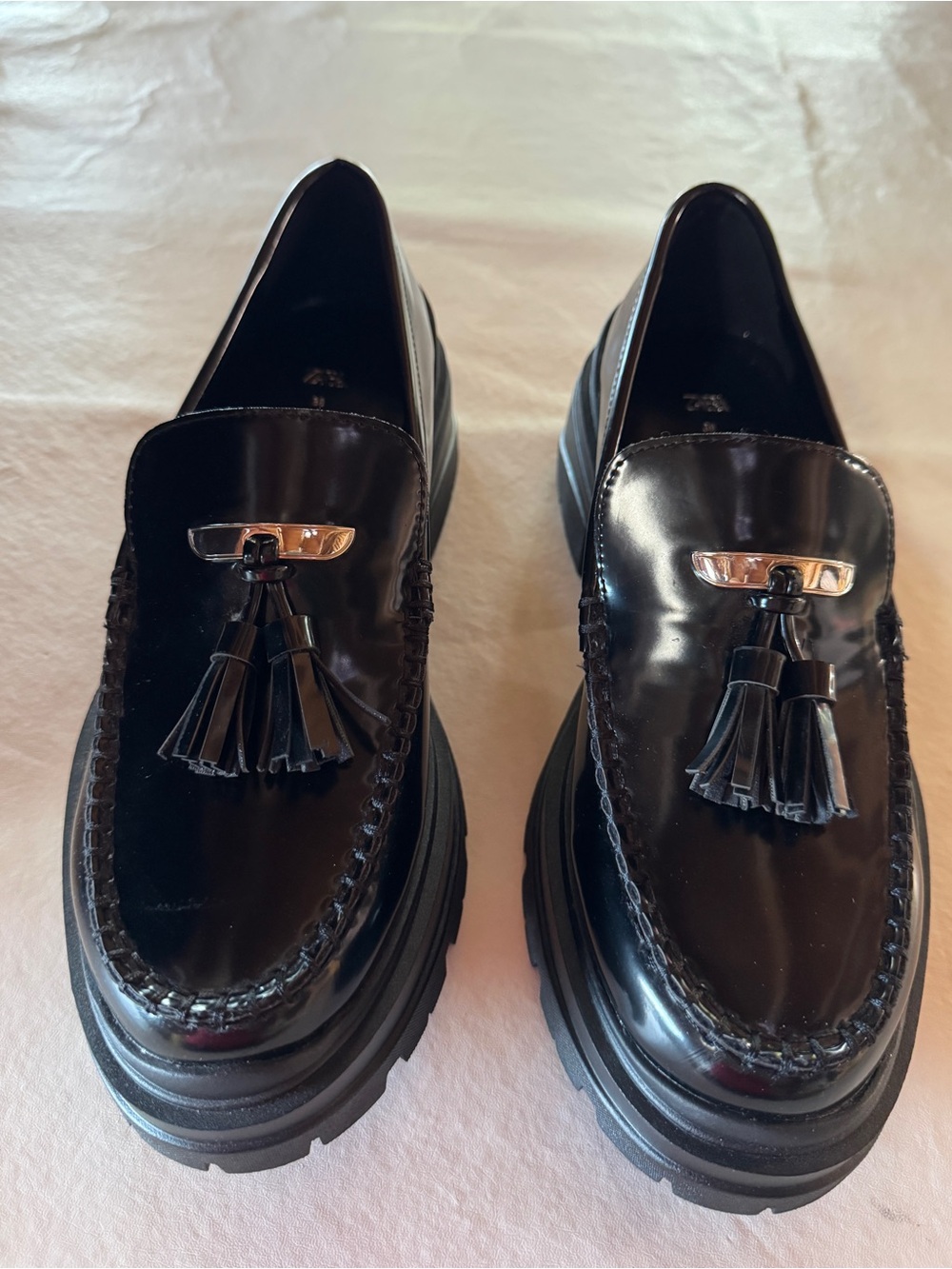 Zara Black Patent Leather Tassel Track Sole Chunky
Platform Loafers (38/7.5) - Picture 3 of 17